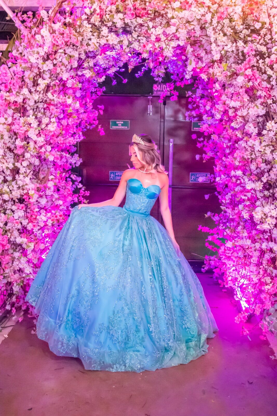 18e7b556-64dc-42b5-8e63-87cd6840e9ce