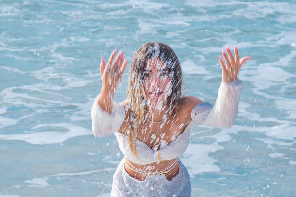 a5fd4083-9673-4683-9280-4a978b6121a7