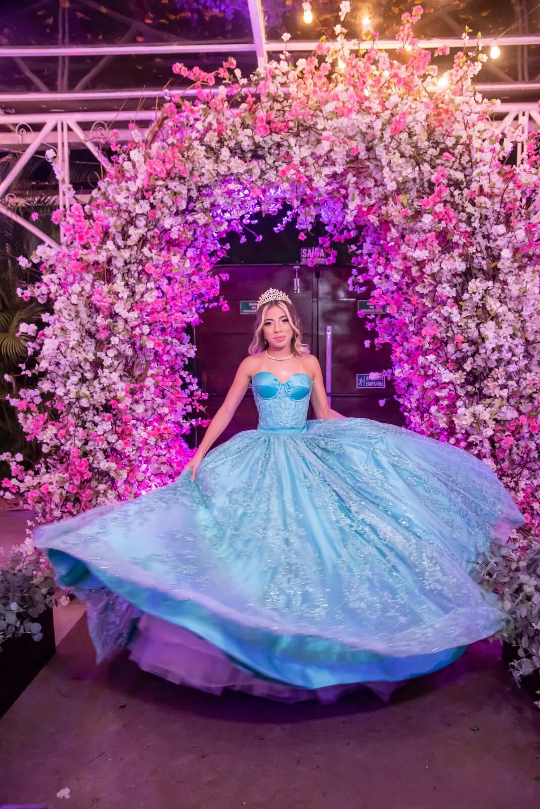 af9d0442-54a1-448b-a929-59d842e15004