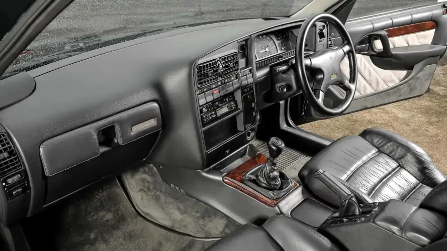 vauxhall-lotus-carlton