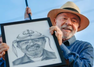 Lula vai correr do debate na Globo.